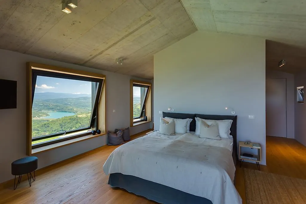 Villa Vista Zamask