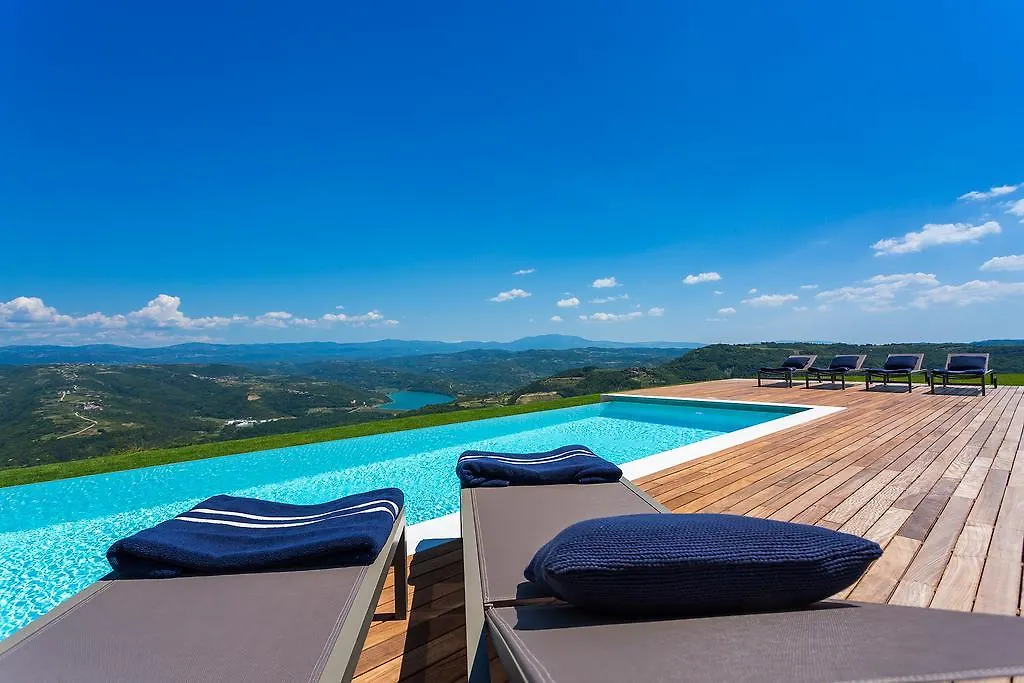 Villa Vista Zamask